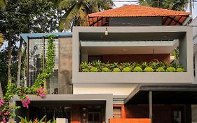 Nirvana Home Stay Tvm -Allure